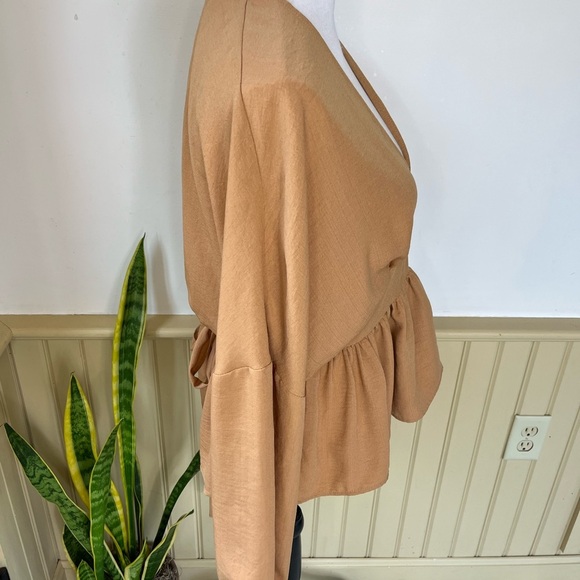 ASOS Design Tan Peplum Wrap Top US 6 Deep V Neck Long Sleeve Boho Fall Romantic - Picture 4 of 10